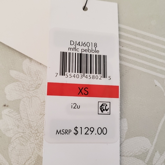 DKNY Jeans Women's Lightweight Zip-Front Moto Puffer Jacket XS - Picture 9 of 15